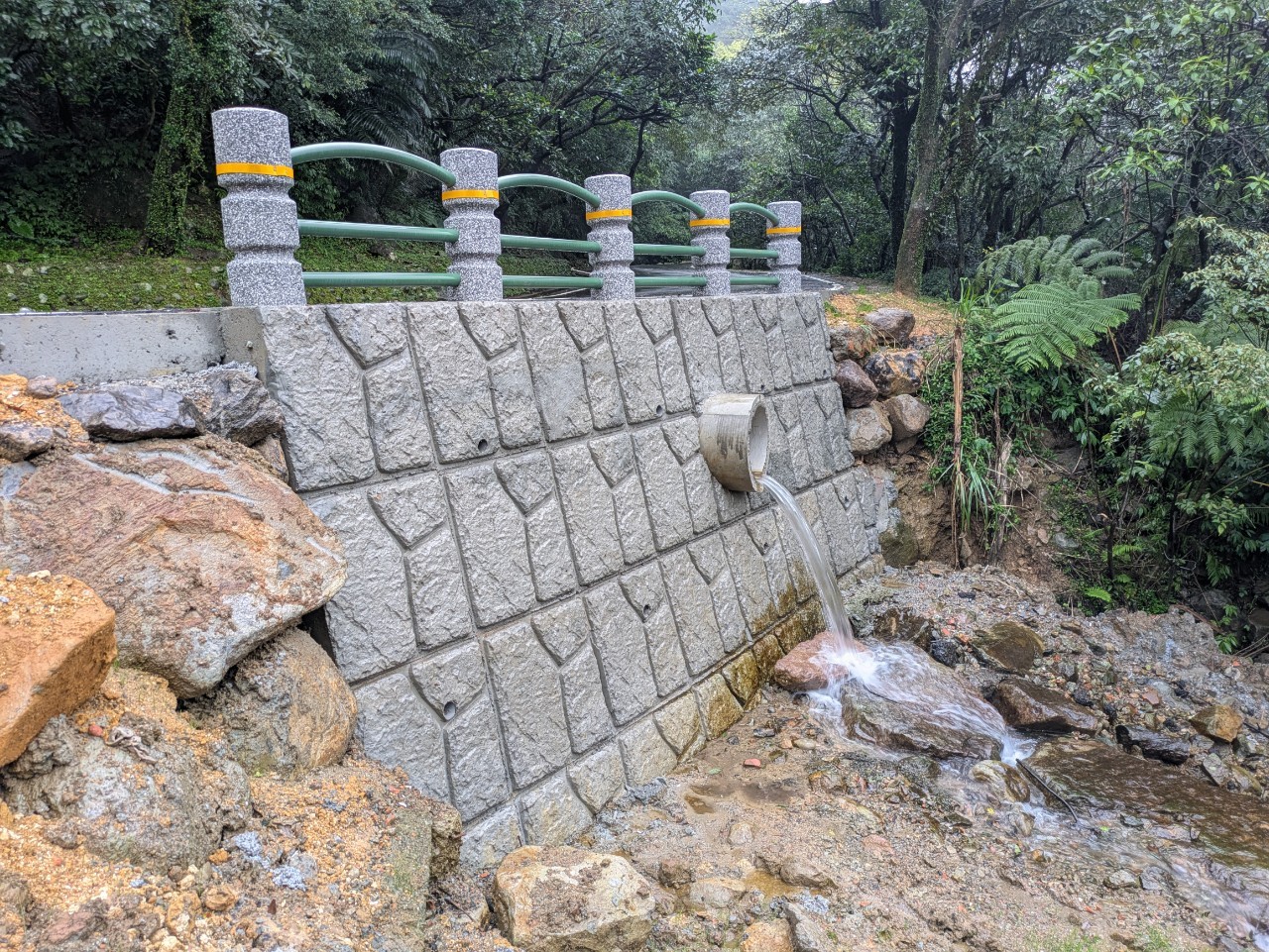 2k936半重力擋土牆高度3 _2_.jpg